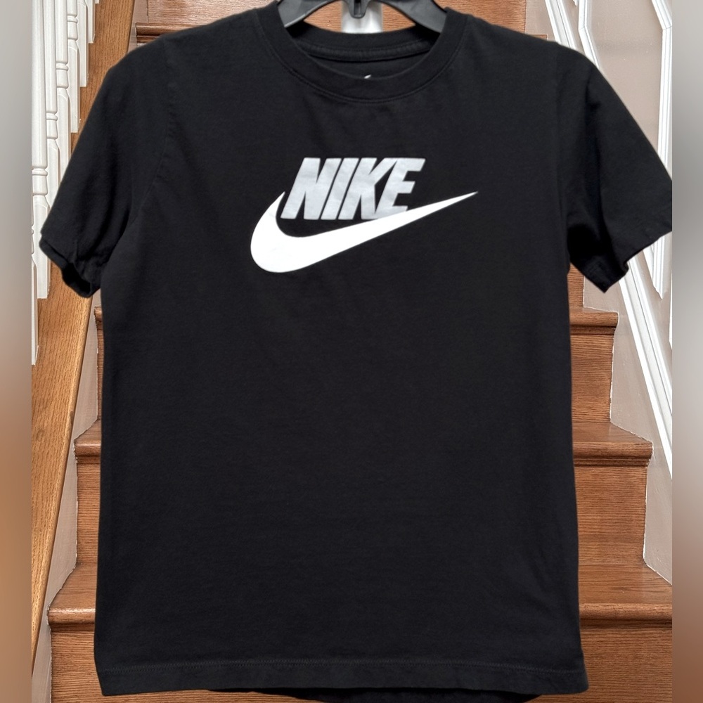 Nike Black Youth Shirt, with gray logo. Size youth large in Great condition!